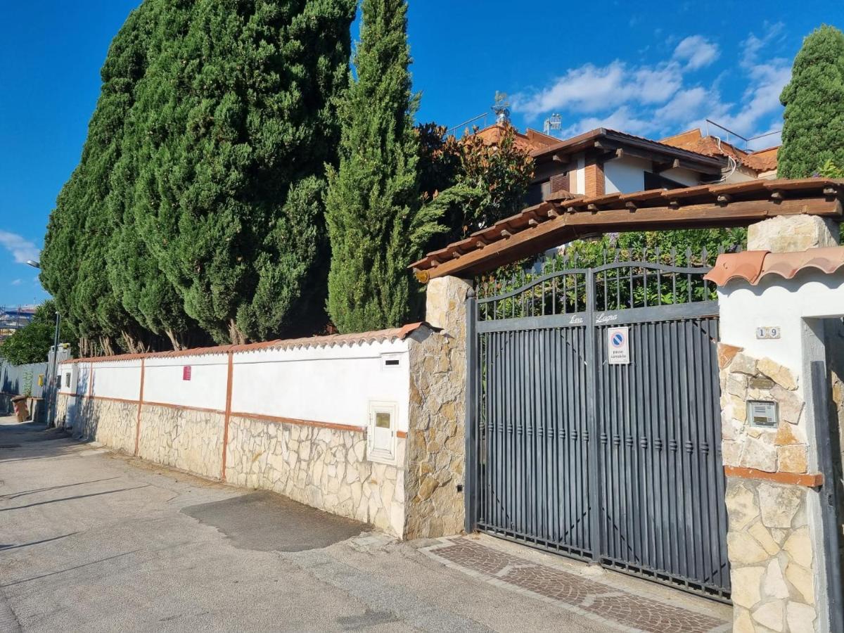 Tabor 1 Garden & Parking Apartman Nápoly Kültér fotó