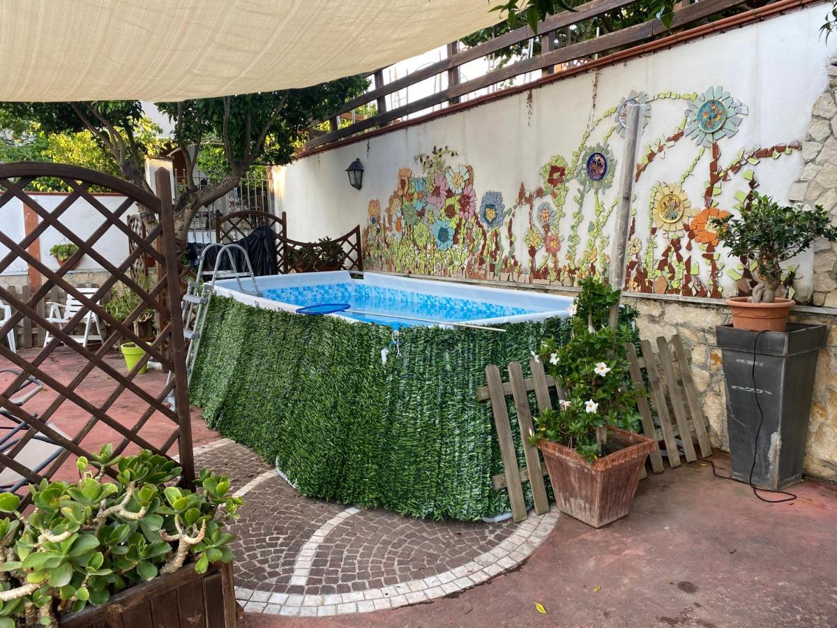 Tabor 1 Garden & Parking Apartman Nápoly Kültér fotó