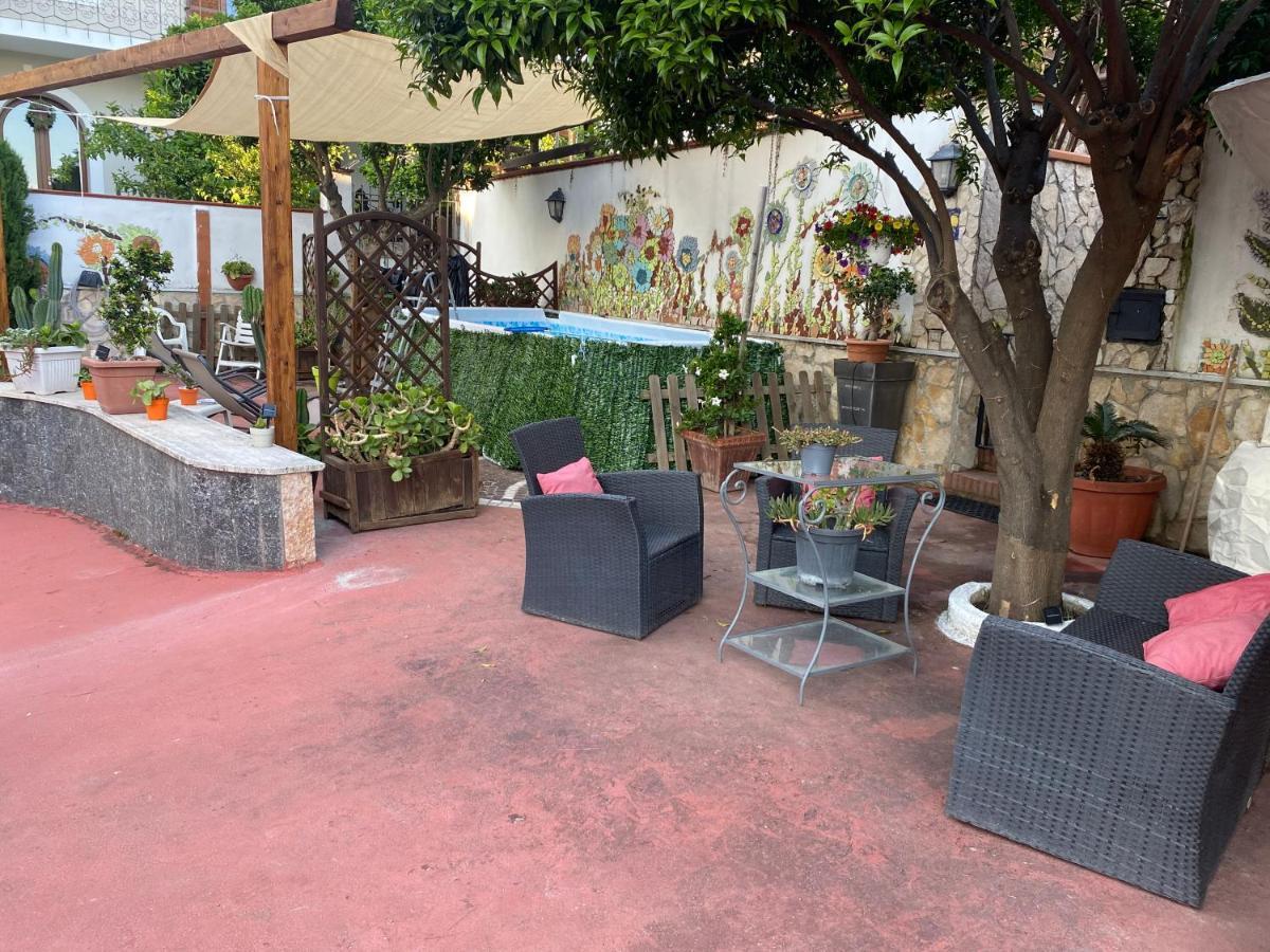 Tabor 1 Garden & Parking Apartman Nápoly Kültér fotó